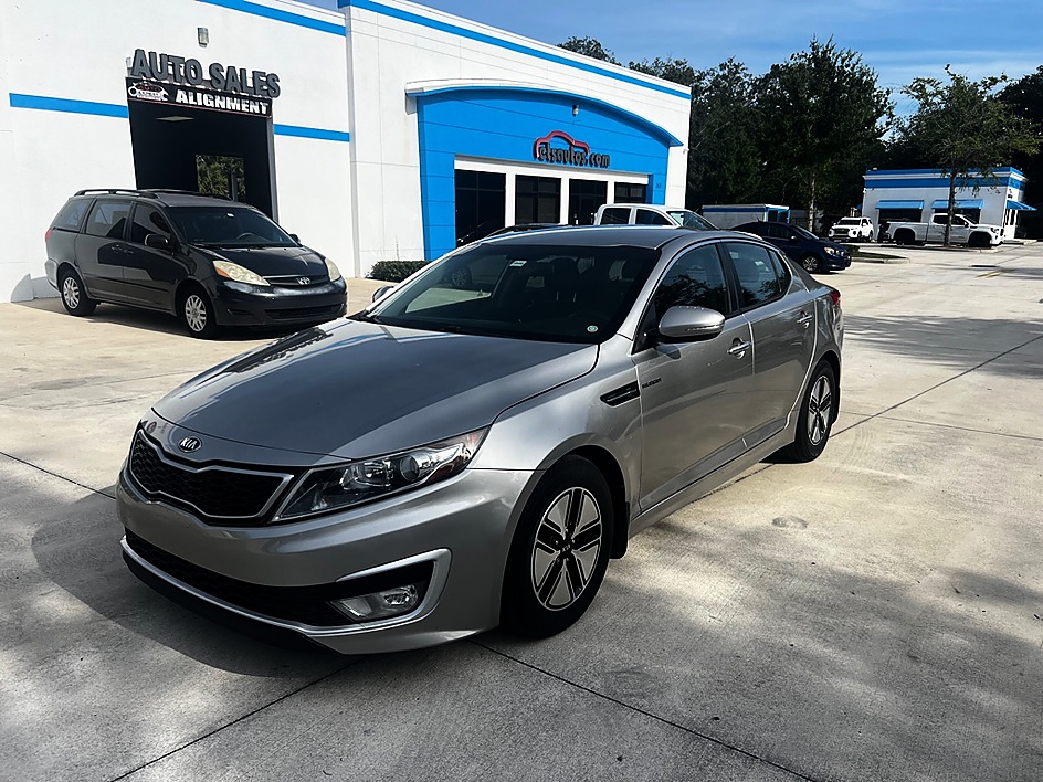 2013 Kia Optima LX Hybrid's photo
