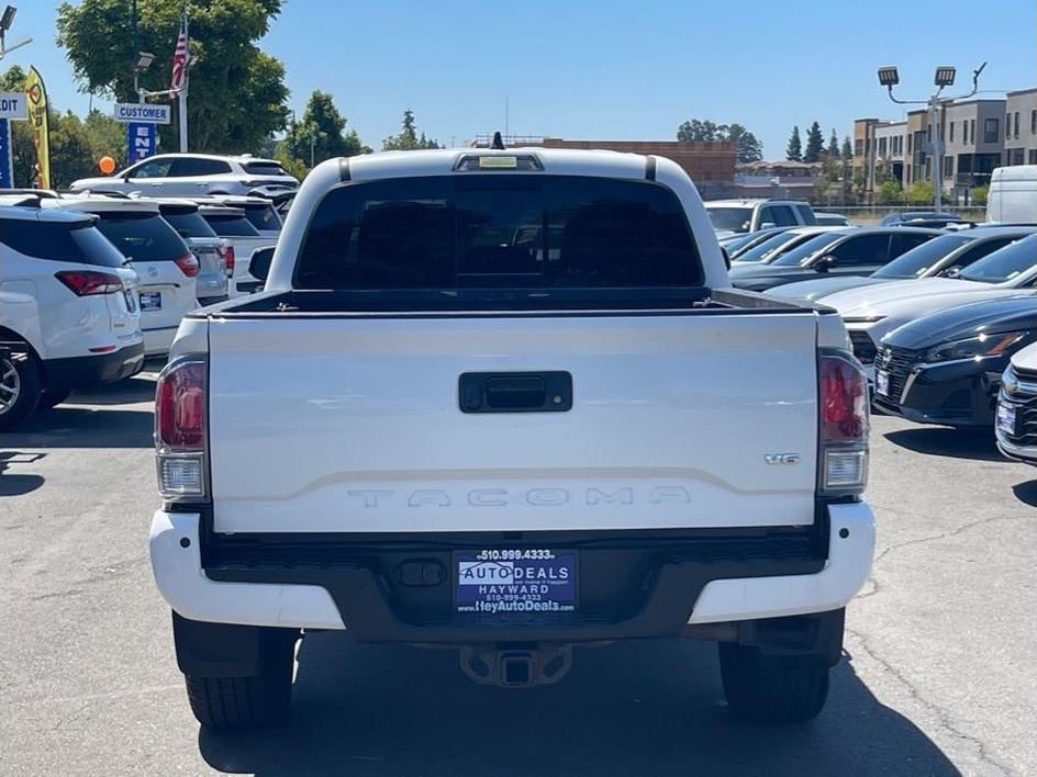 2020 Toyota Tacoma TRD Sport - Photo 5