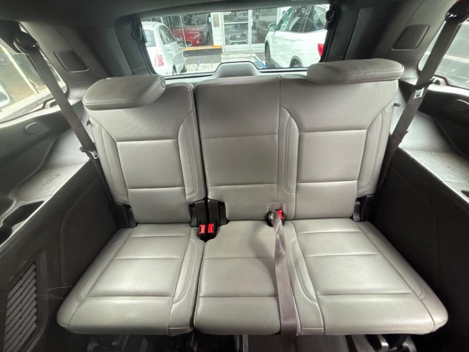 2021 Chevrolet Tahoe Z71 - Photo 12