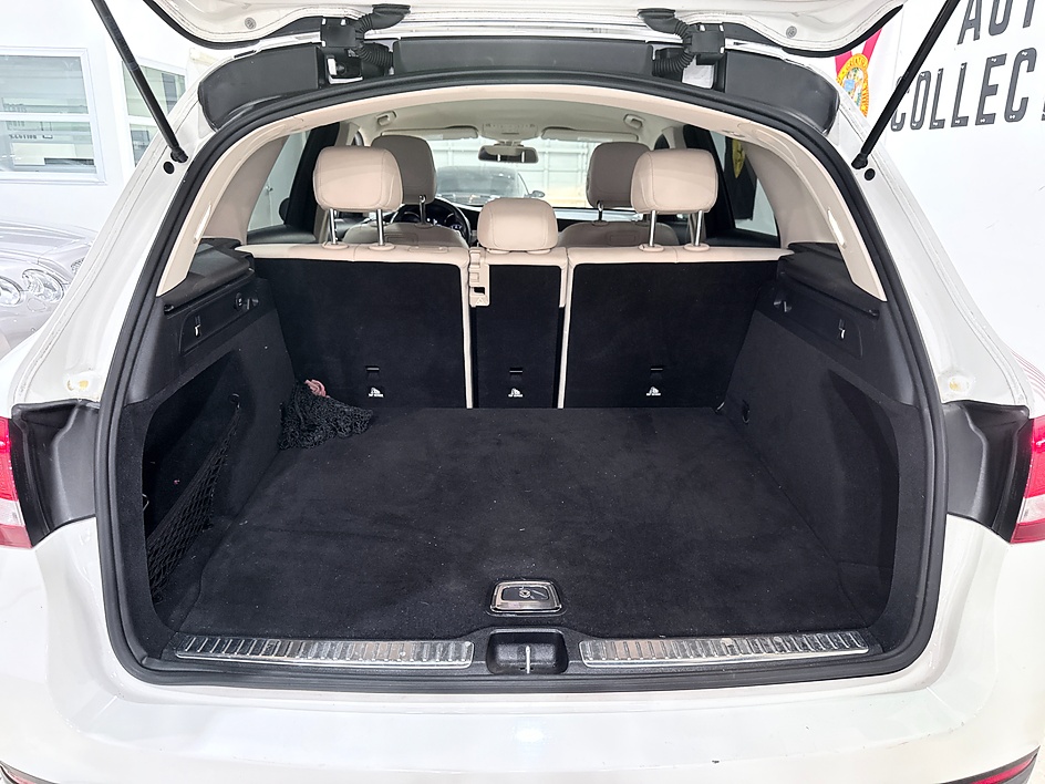 2019 Mercedes-Benz GLC GLC300 - Photo 41