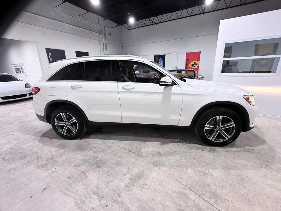 2019 Mercedes-Benz GLC GLC300 - Photo 9