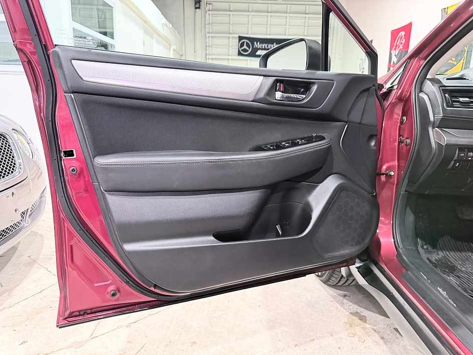 2018 Subaru Outback Premium - Photo 19