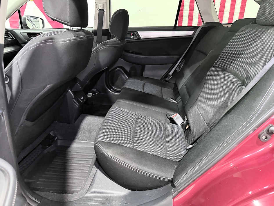2018 Subaru Outback Premium - Photo 12