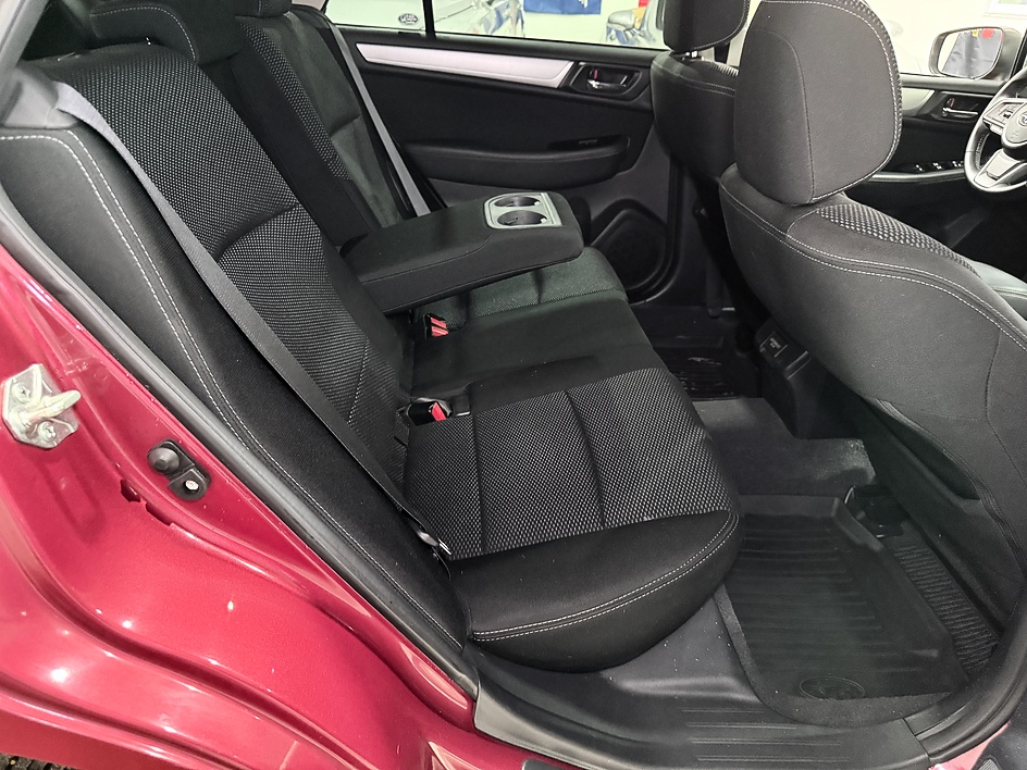 2018 Subaru Outback Premium - Photo 13