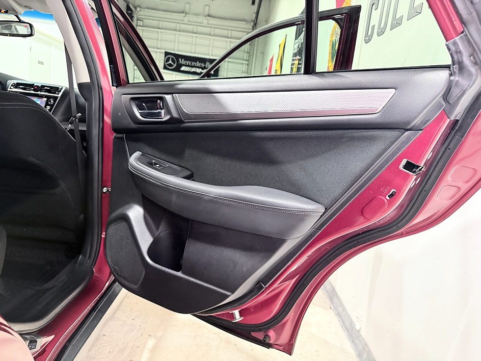 2018 Subaru Outback Premium - Photo 37