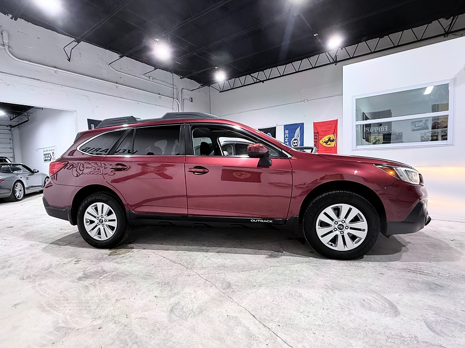 2018 Subaru Outback Premium - Photo 18