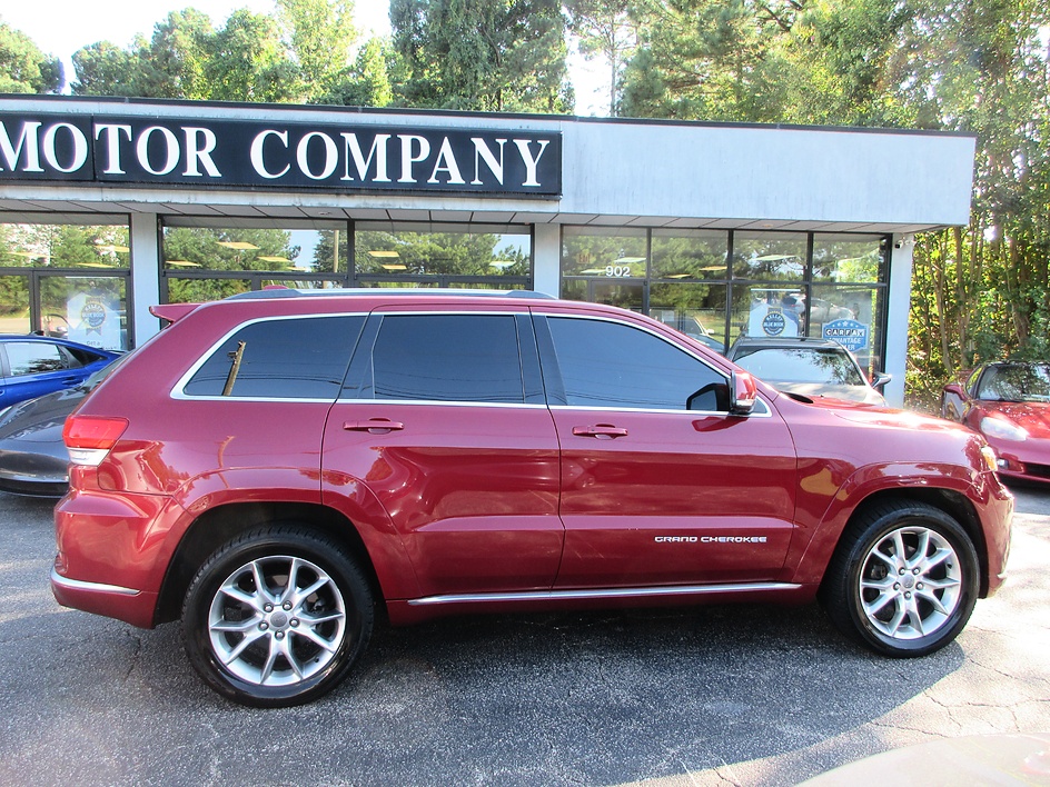 Jeep Grand Cherokee photo 4