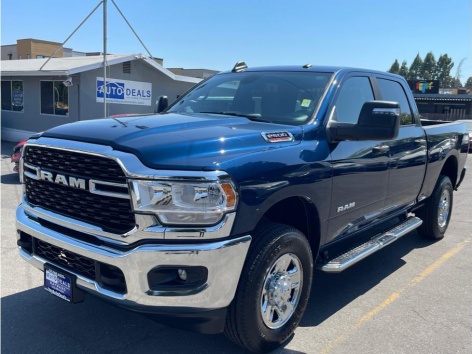 2024 RAM Ram 2500 Pickup Big Horn's photo