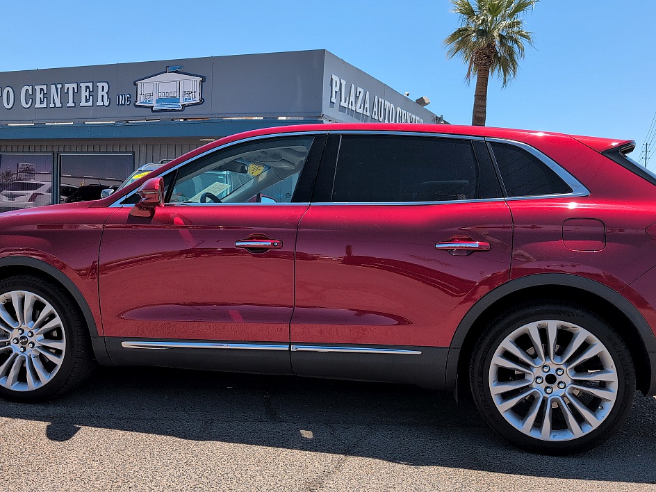 2016 Lincoln MKX Reserve's photo