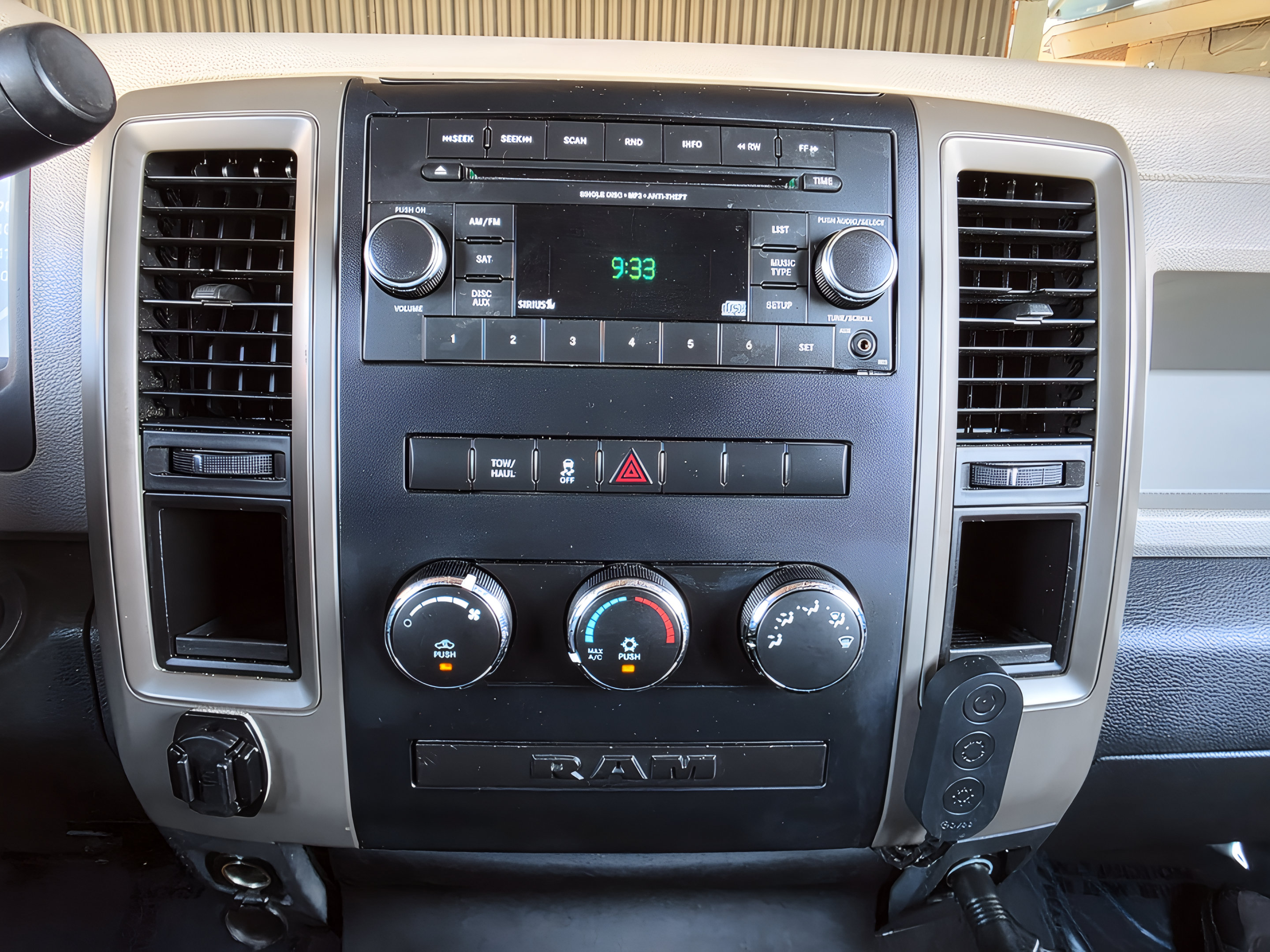 2012 RAM Ram 1500 Pickup ST - Photo 13