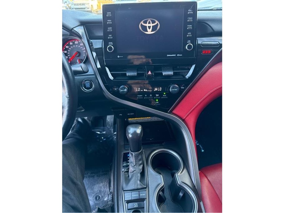 2021 Toyota Camry XSE - Photo 17