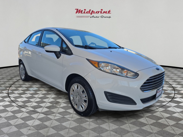 2019 Ford Fiesta S Sedan's photo