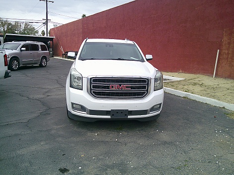 2016 GMC Yukon XL SLE's photo