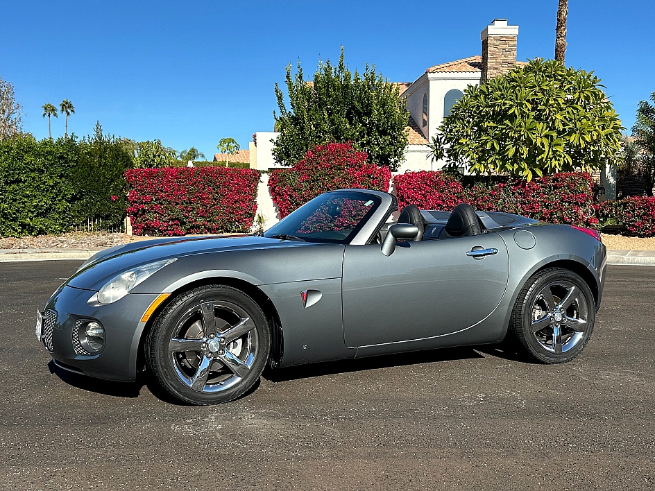 2007 Pontiac Solstice GXP's photo