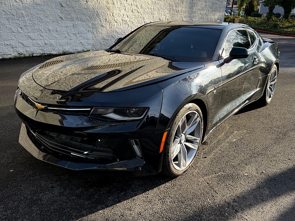 2017 Chevrolet Camaro 2LT's photo