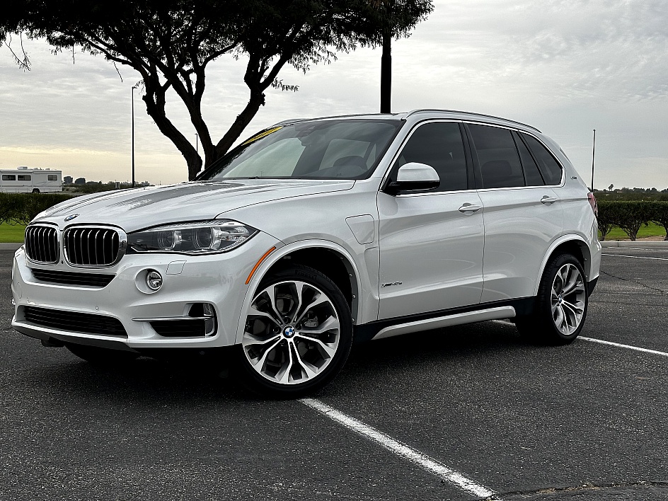 2017 BMW X5 xDrive40e's photo