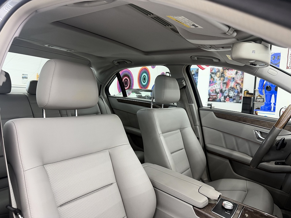 2011 Mercedes-Benz E-Class E350 Sport - Photo 17