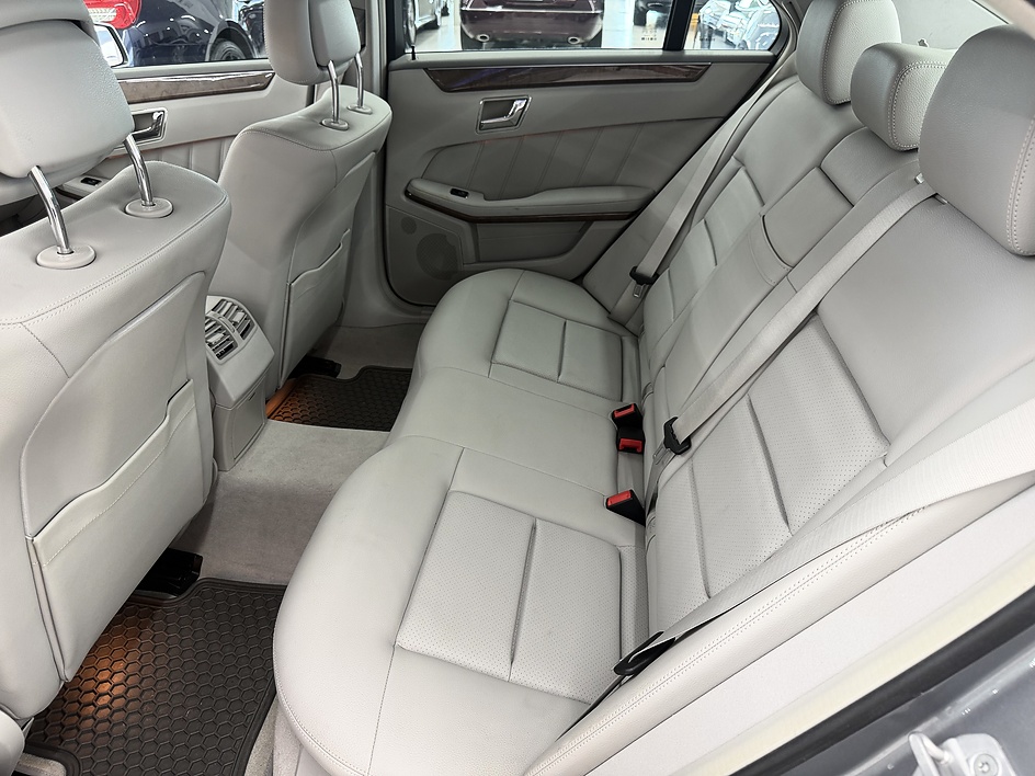 2011 Mercedes-Benz E-Class E350 Sport - Photo 15