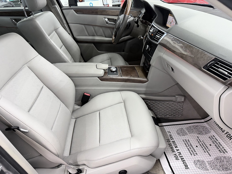 2011 Mercedes-Benz E-Class E350 Sport - Photo 11