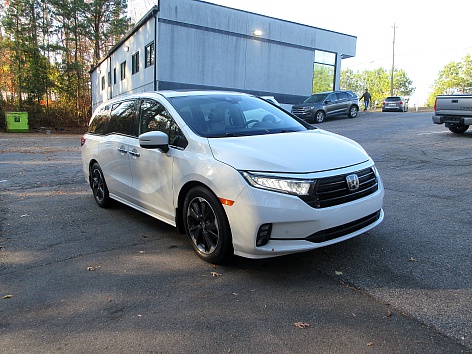 2022 Honda Odyssey Elite's photo
