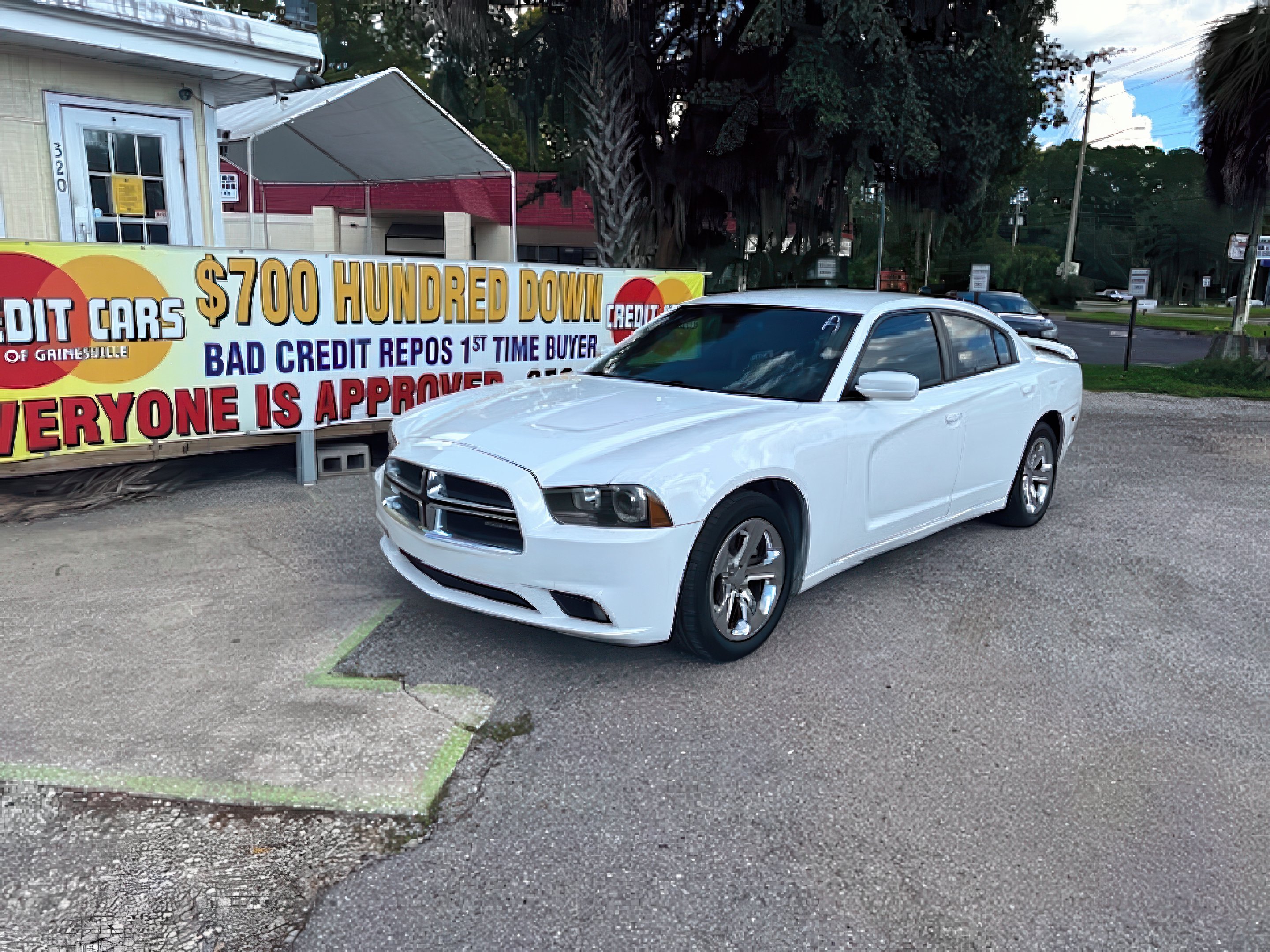 2011 Dodge Charger SE's photo