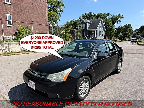 2010 Ford Focus SE's photo