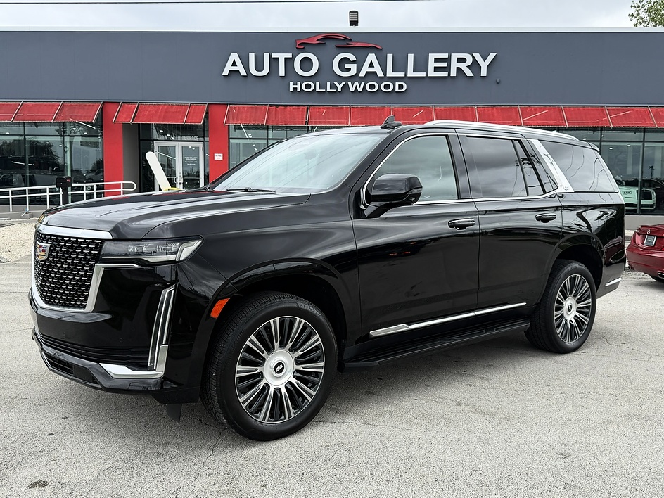 2022 Cadillac Escalade 2WD Luxury's photo