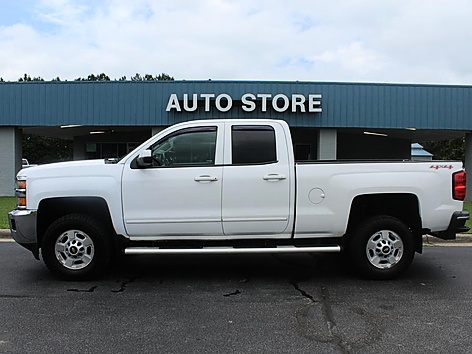 2015 Chevrolet Silverado HD 1LT 4WD Double Cab Standard Box's photo