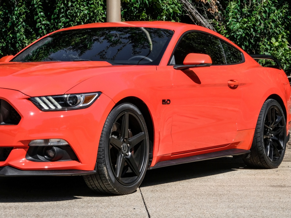 2015 Ford Mustang GT photo 7