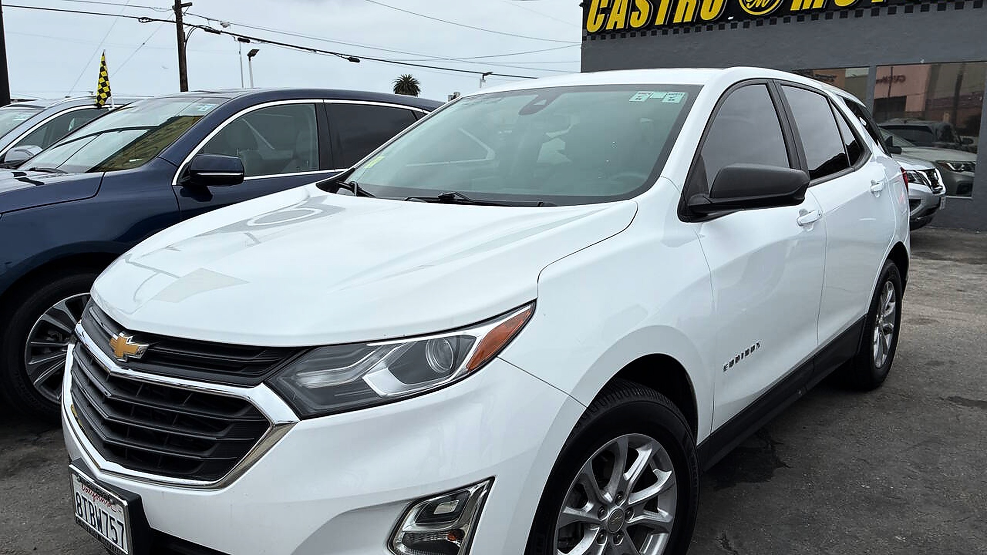 2020 Chevrolet Equinox LS's photo