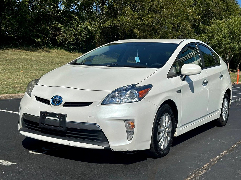 2013 Toyota Prius Plug-In Advanced