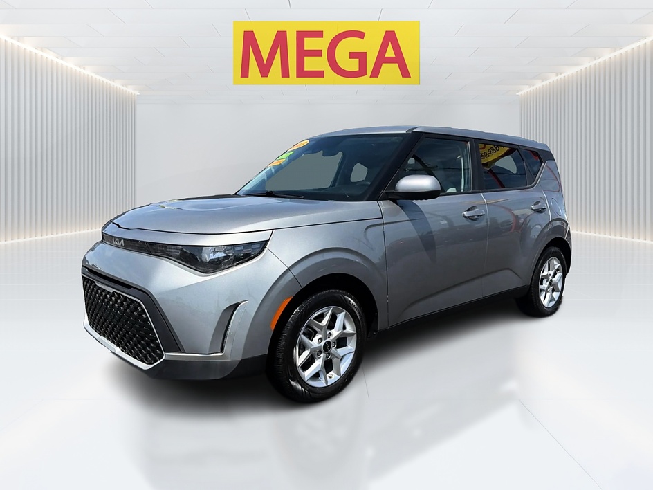 2023 Kia Soul 2.0L LX IVT's photo