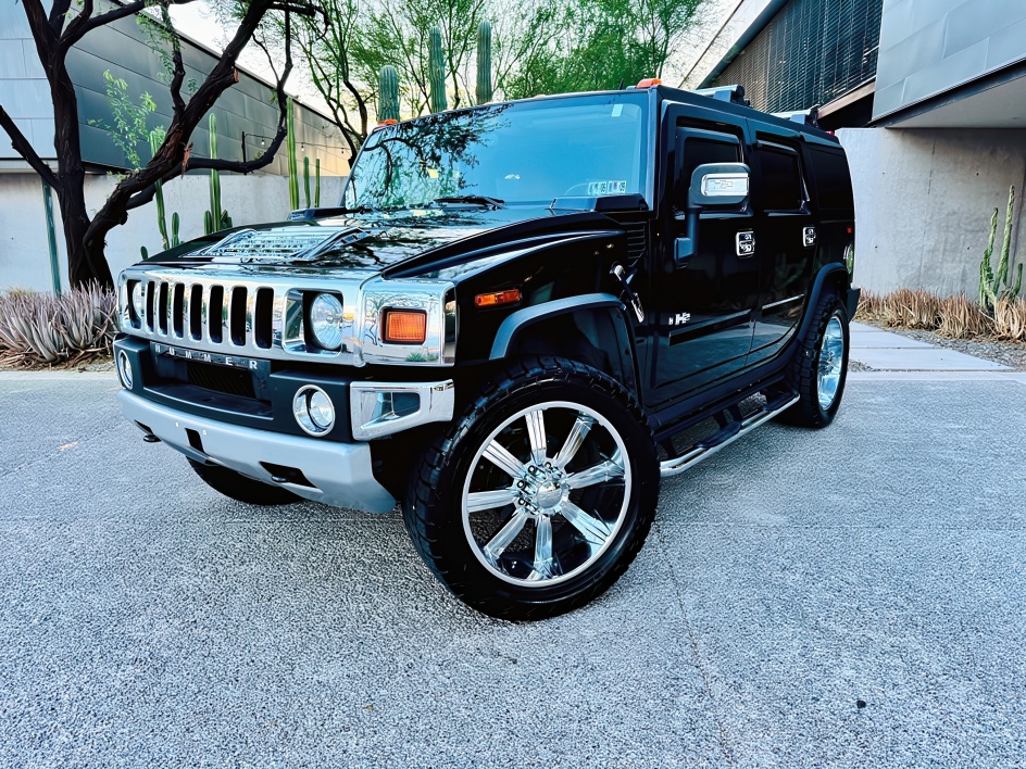 2008 Hummer H2 3/4 Ton Base photo 2