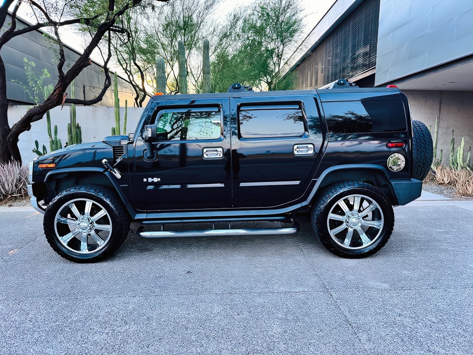 2008 Hummer H2 3/4 Ton Base photo 5