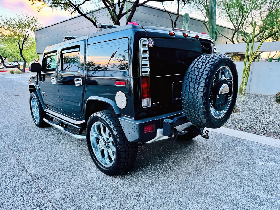 2008 Hummer H2 3/4 Ton Base photo 10