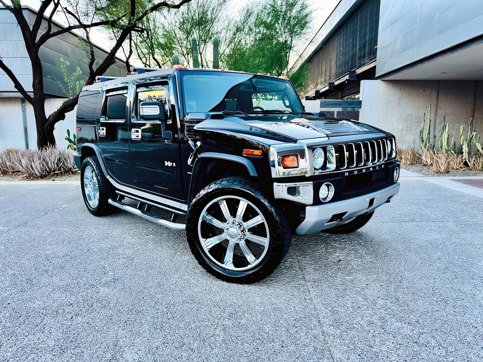2008 Hummer H2 3/4 Ton Base photo 3
