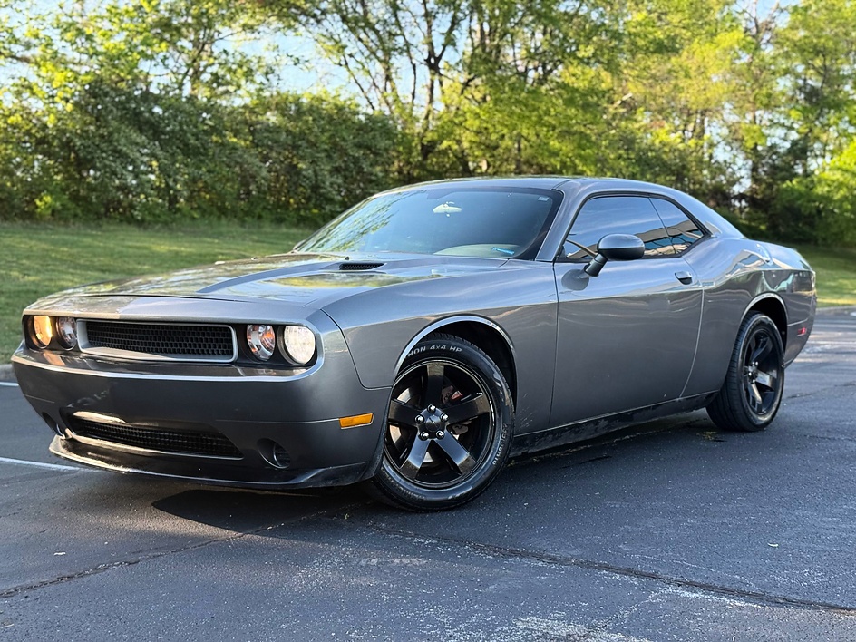 2012 Dodge Challenger SXT