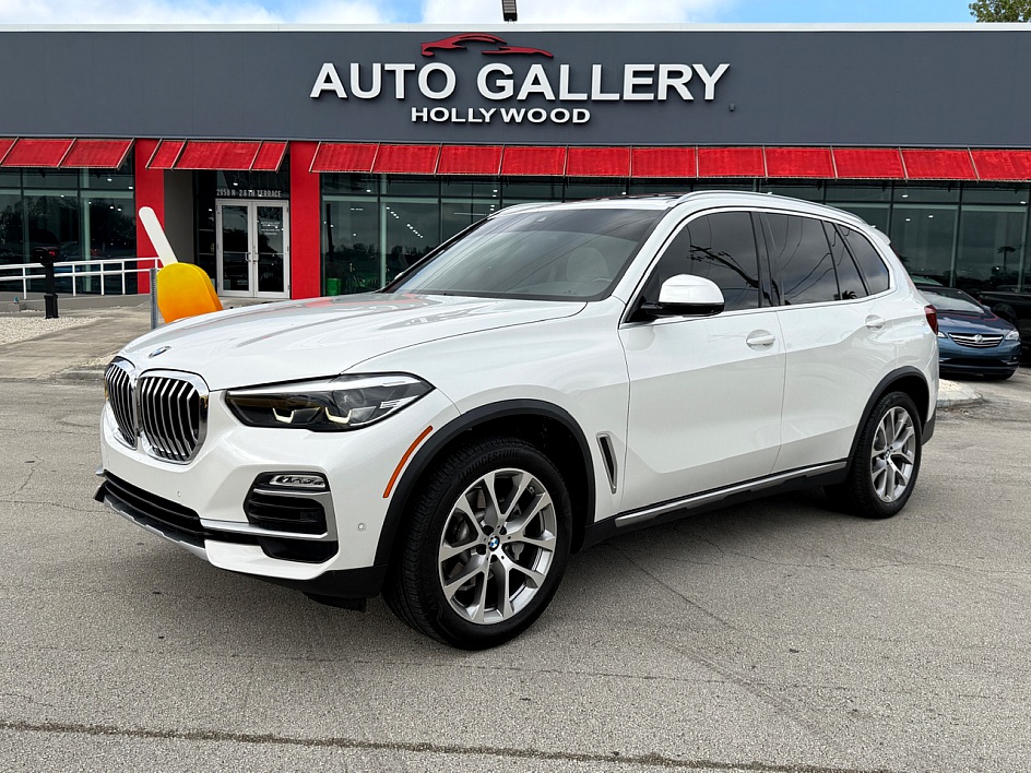 2020 BMW X5 40i's photo