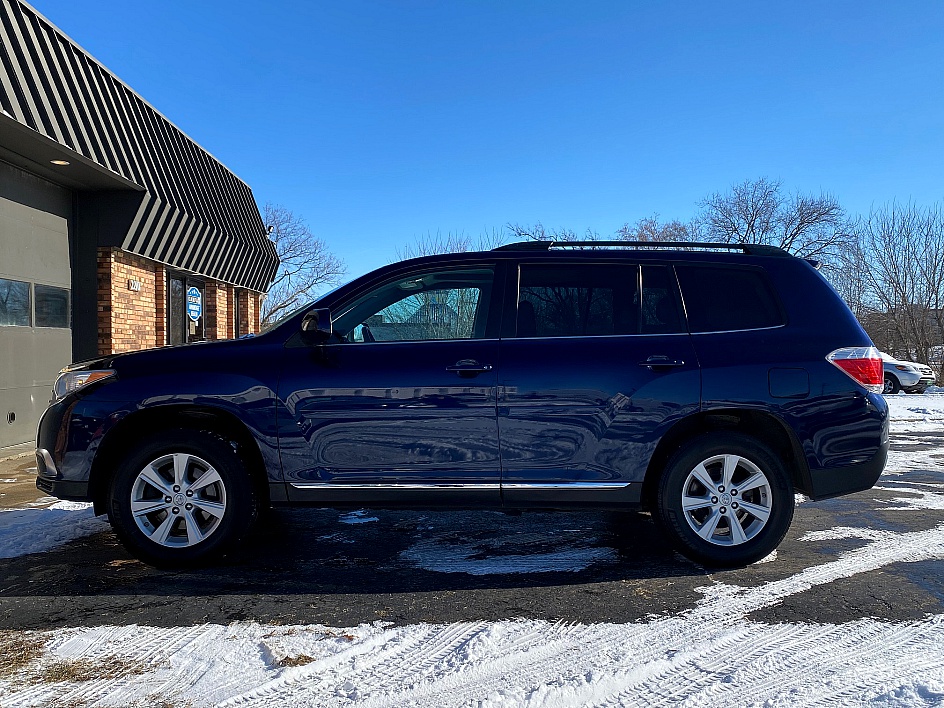2011 Toyota Highlander SE