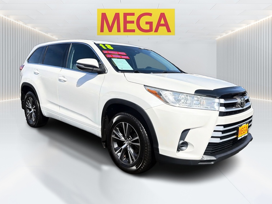 2018 Toyota Highlander LE AWD's photo
