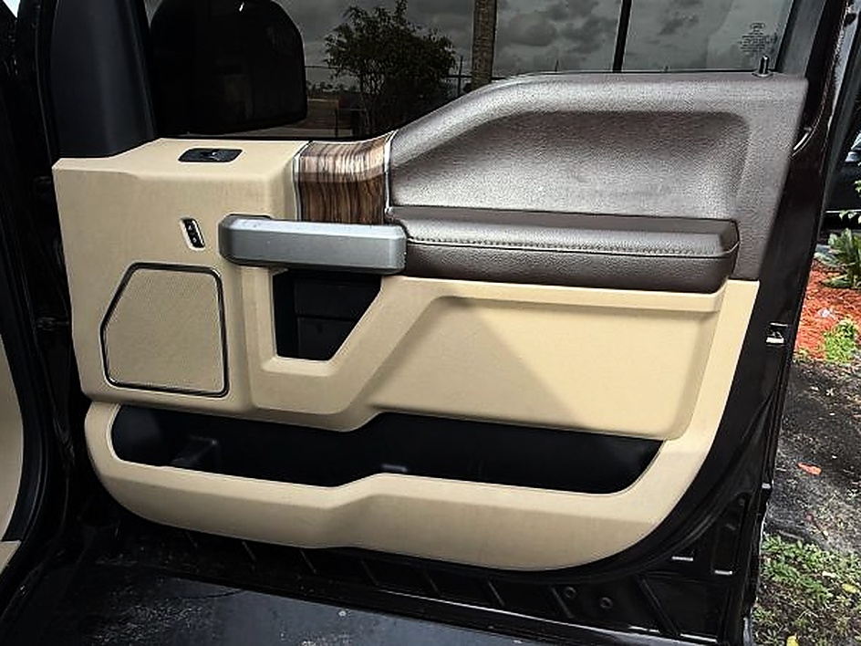 2020 Ford F-150 Lariat - Photo 24