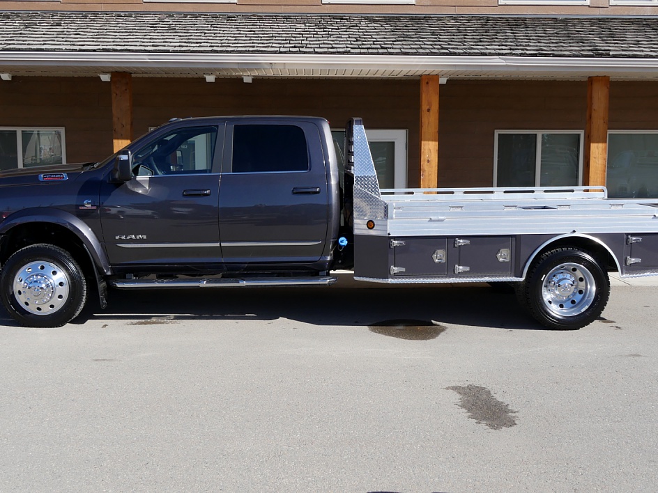 2024 RAM 4500 CHASSIS CAB LIMITED Diamond West Sales is Alberta and