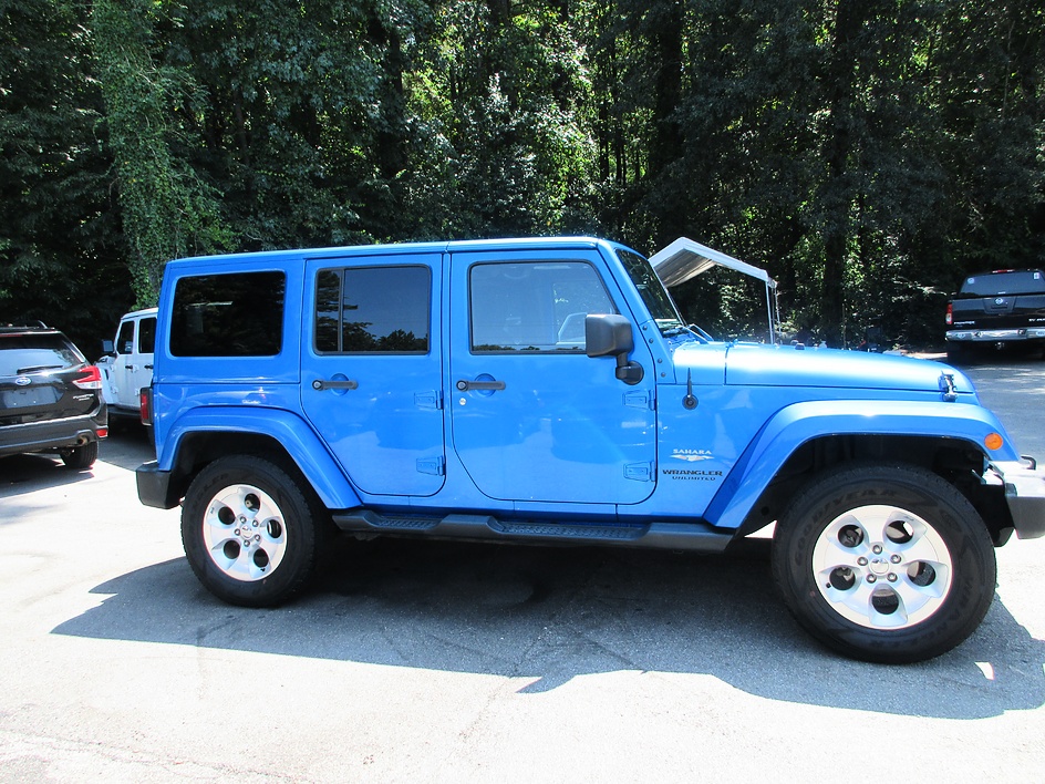 Jeep Wrangler photo 4