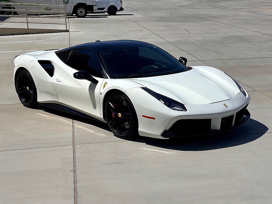 2016 Ferrari 488 GTB