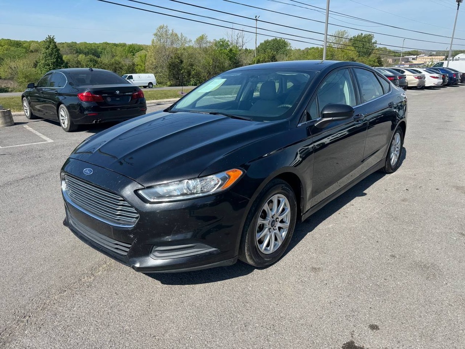 2015 Ford Fusion S FWD's photo