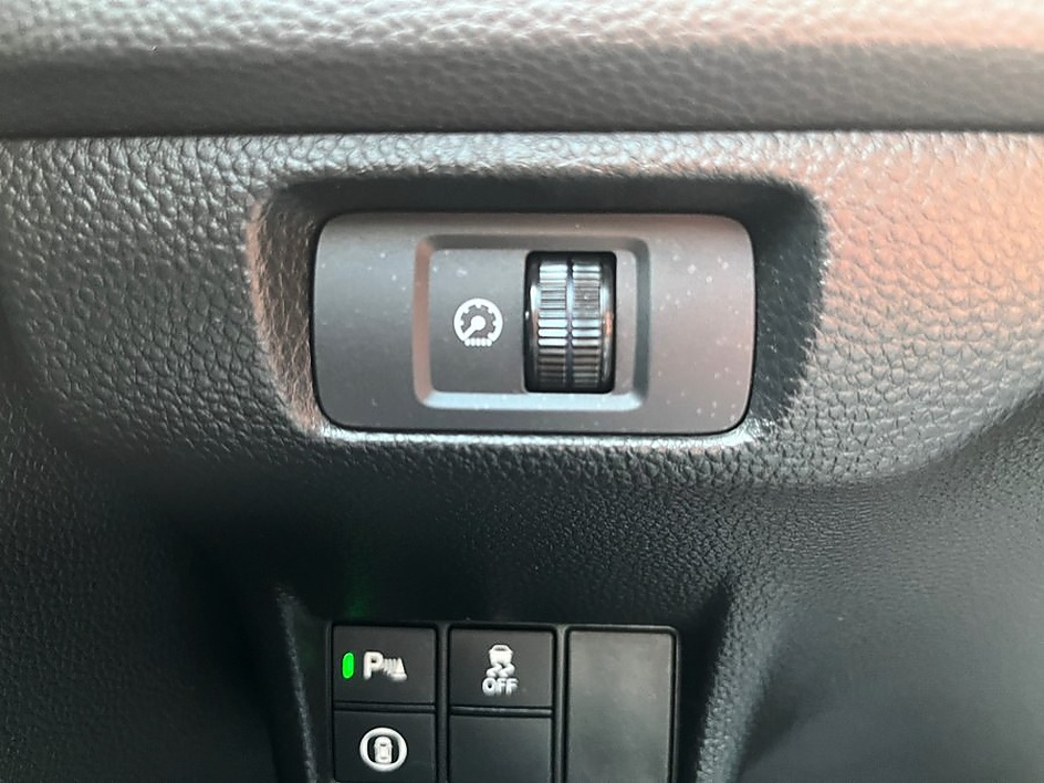 2023 Honda Civic Hatchback Sport Touring - Photo 32