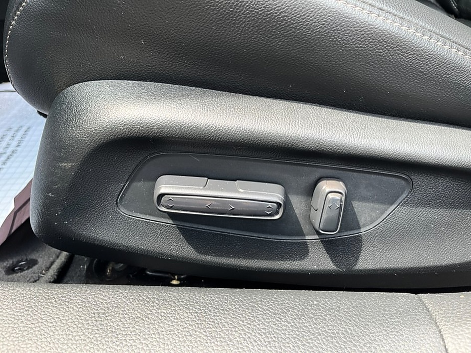 2023 Honda Civic Hatchback Sport Touring - Photo 13