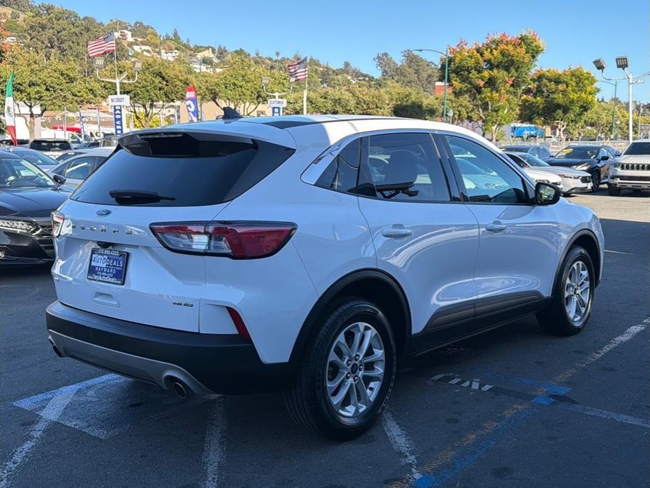 2022 Ford Escape SE - Photo 3