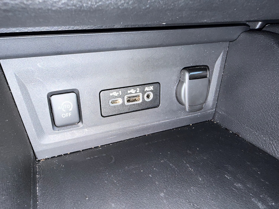 2025 Nissan Sentra SV - Photo 23