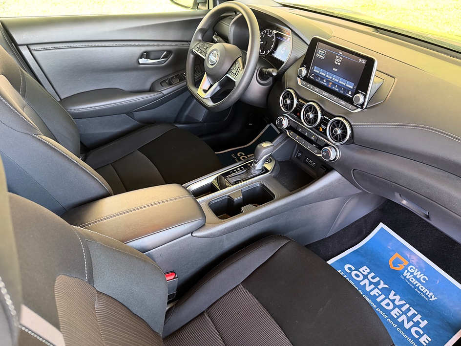 2025 Nissan Sentra SV - Photo 12